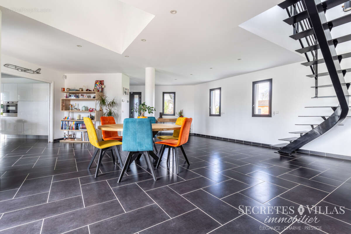 Maison à CARIGNAN-DE-BORDEAUX