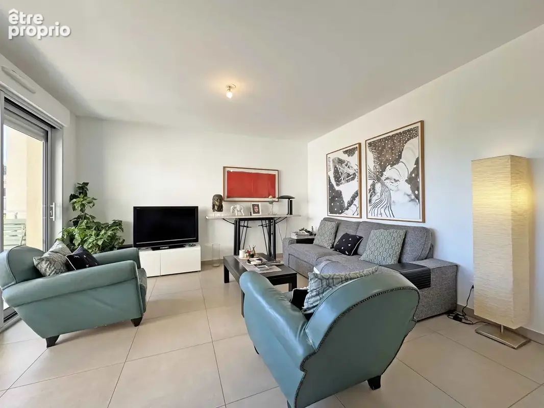 Exclusivite antibes   3 pièces avec vue mer et garage   au calme absolu - photo 4