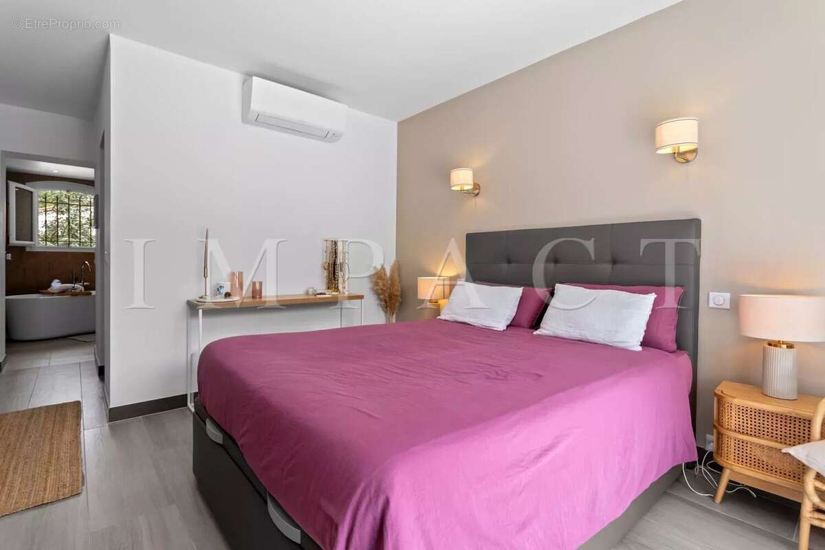 Maison à MOUANS-SARTOUX