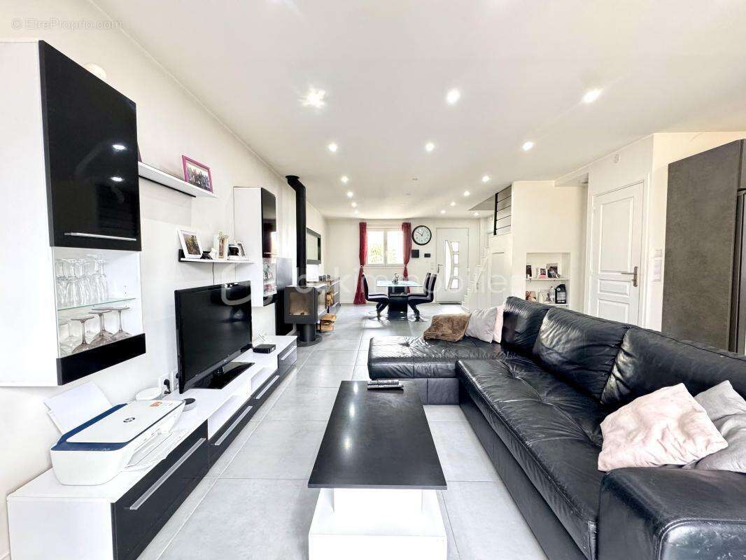 Appartement à LE PERREUX-SUR-MARNE