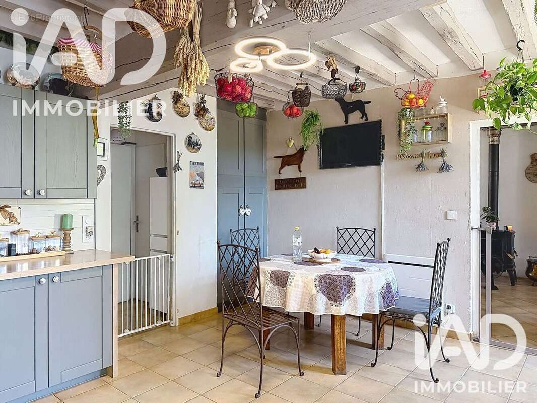 Maison 263 m² à Piffonds  - photo 5