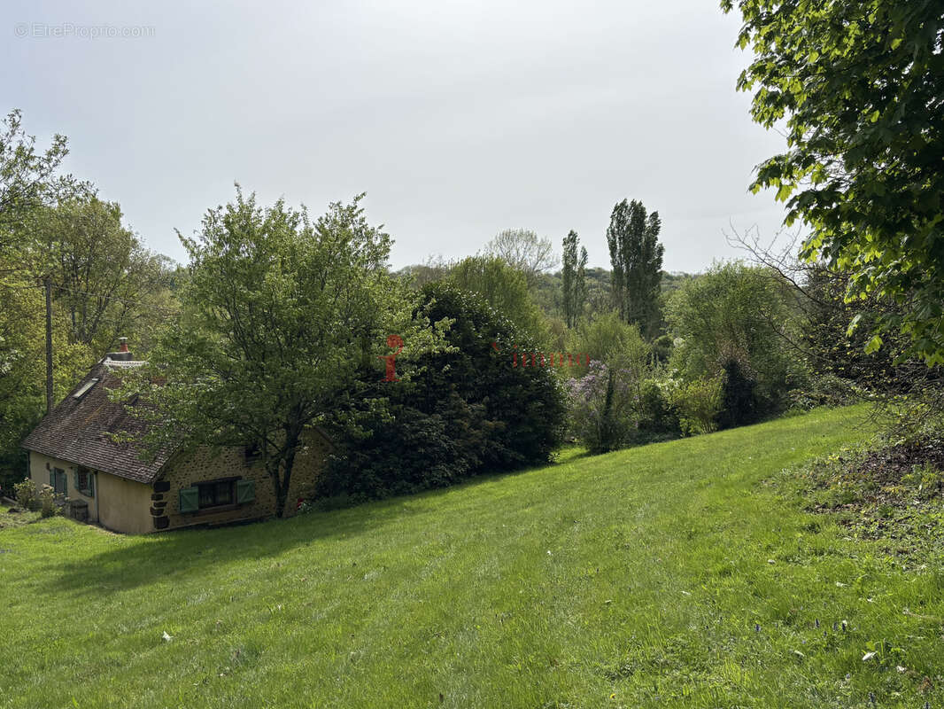 Maison à LA POTERIE-AU-PERCHE
