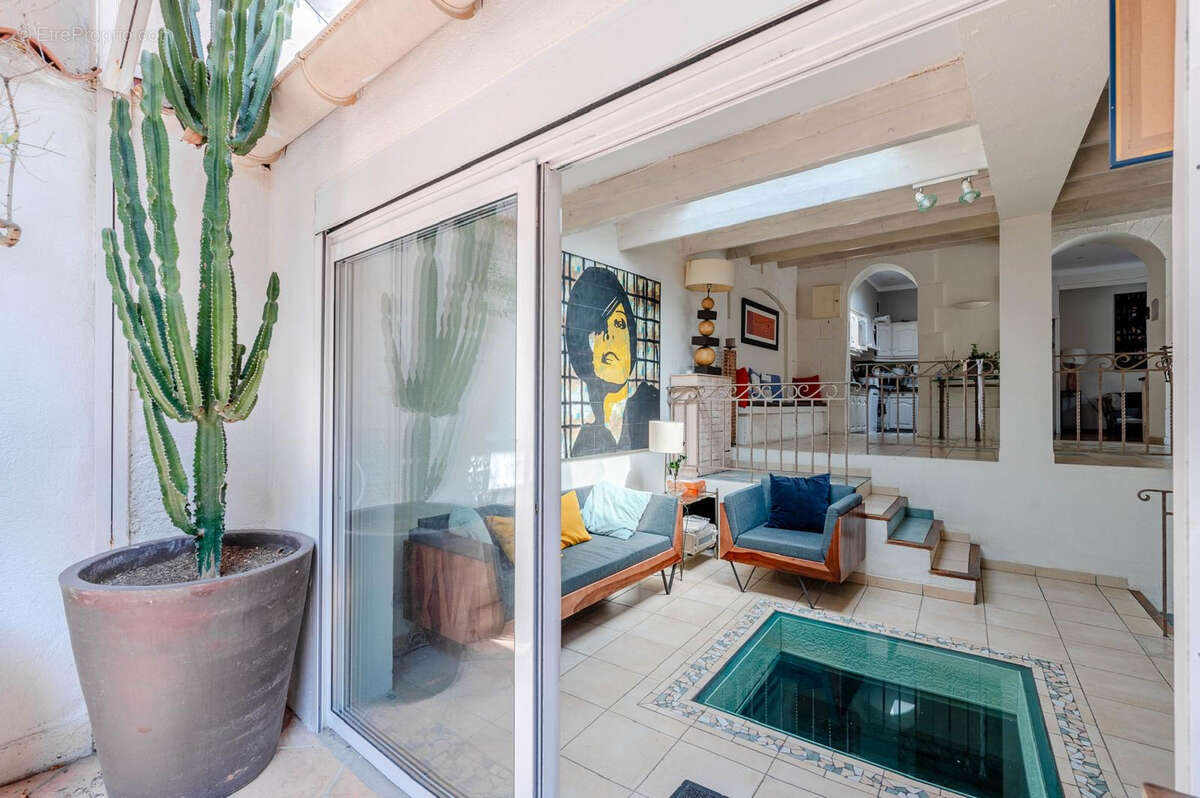 Maison à MARSEILLE-4E