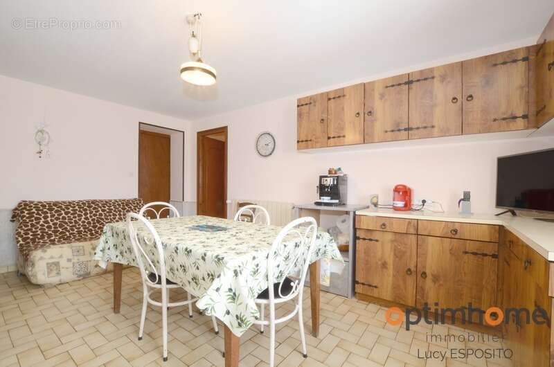  Propriété exceptionnelle avec étang privé sur plus de 1,7 hectare – Mazerolles, Charente  - photo 27