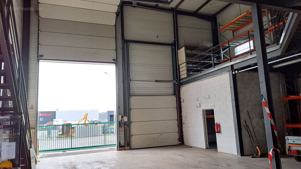 Photo 9 - Commerce à RIOM