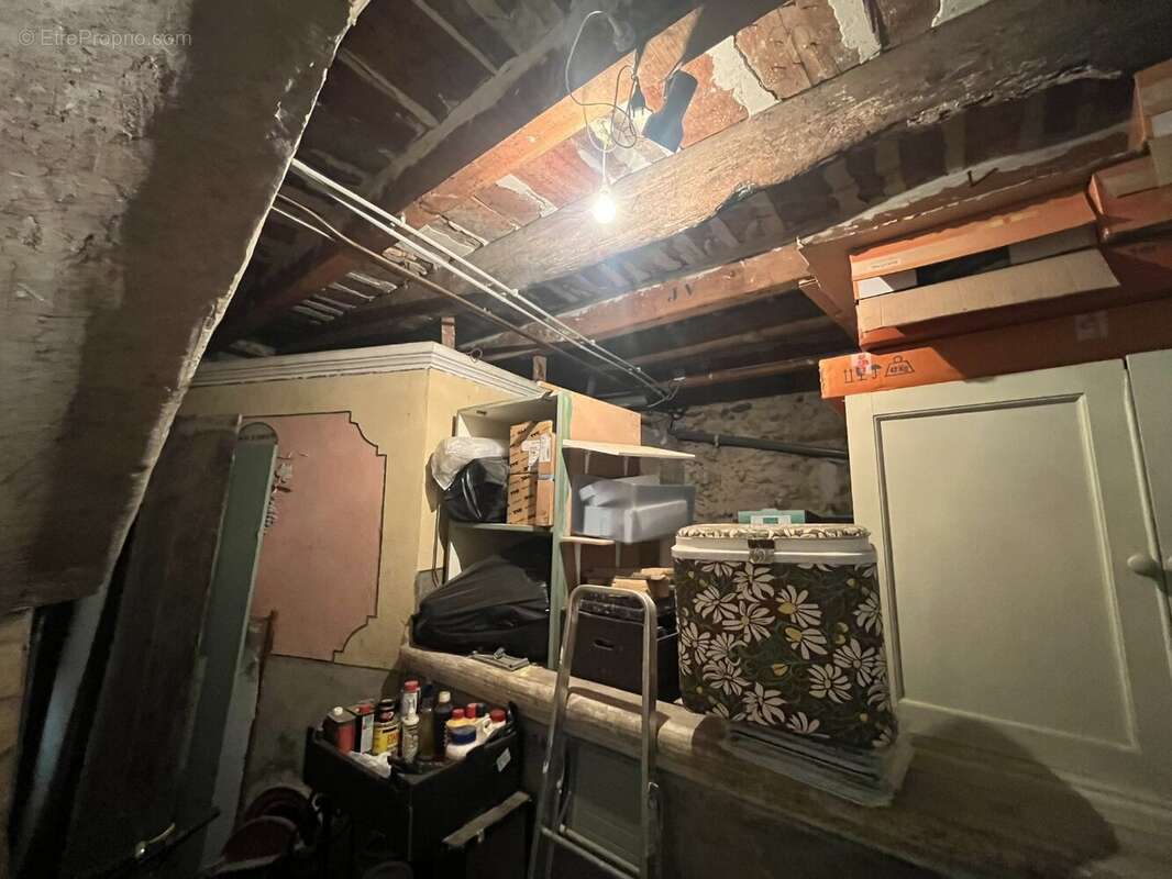 Maison à SAINT-GENIES-DE-FONTEDIT