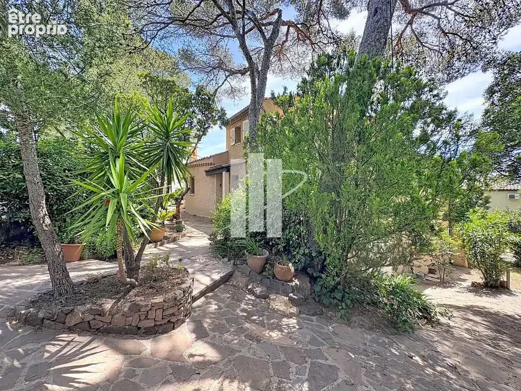 Maison de charme a boulouris - photo 3