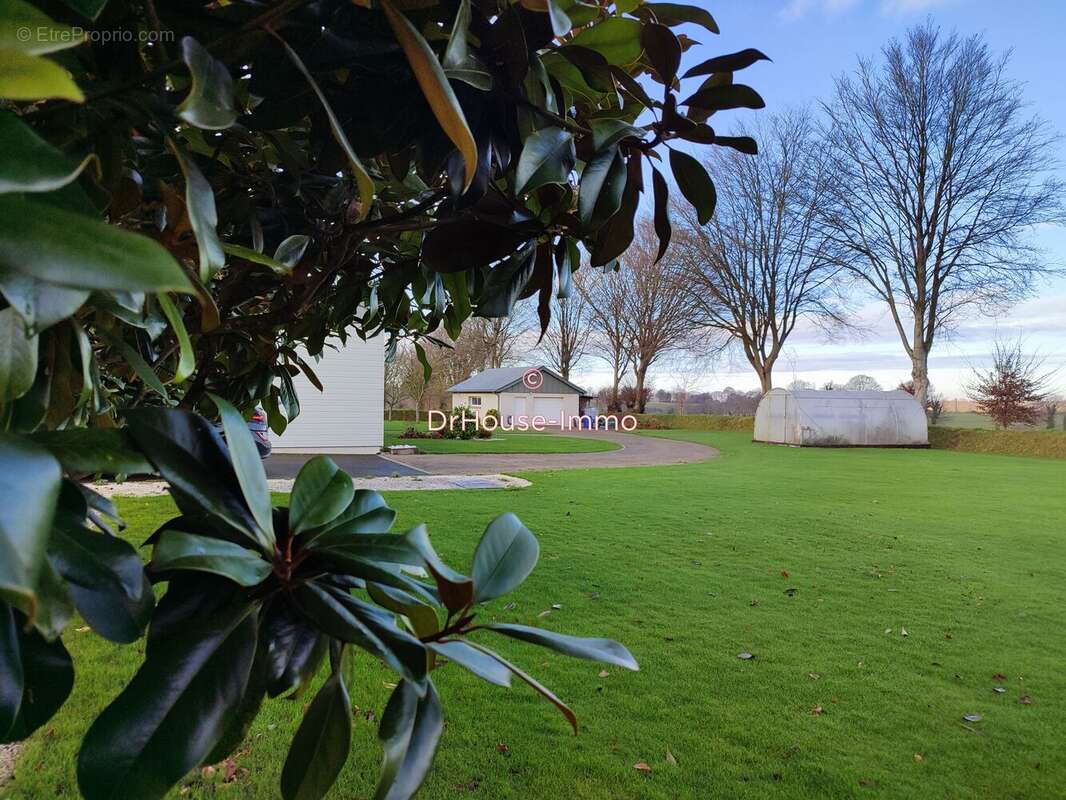 Maison à TRUTTEMER-LE-GRAND