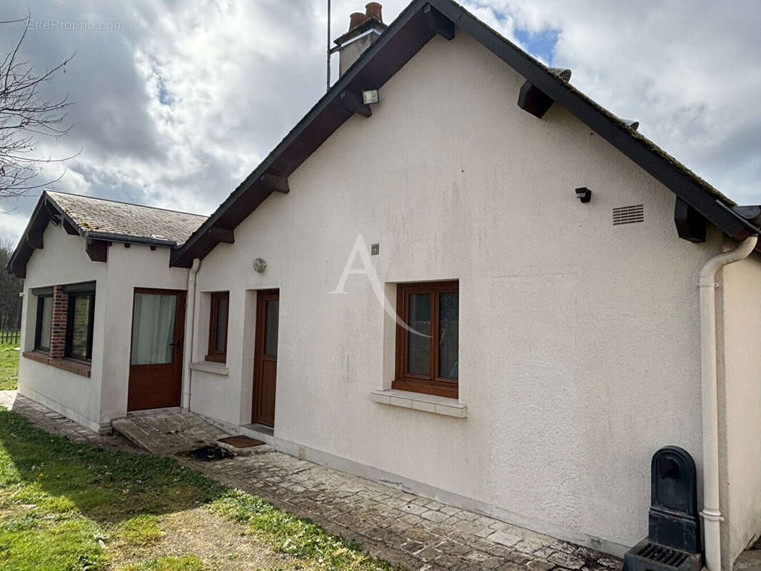 Maison à LAMOTTE-BEUVRON