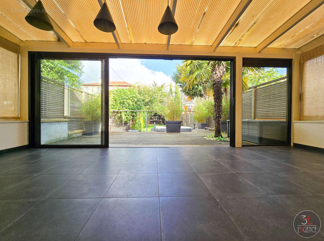 Maison à FONTENAY-SOUS-BOIS