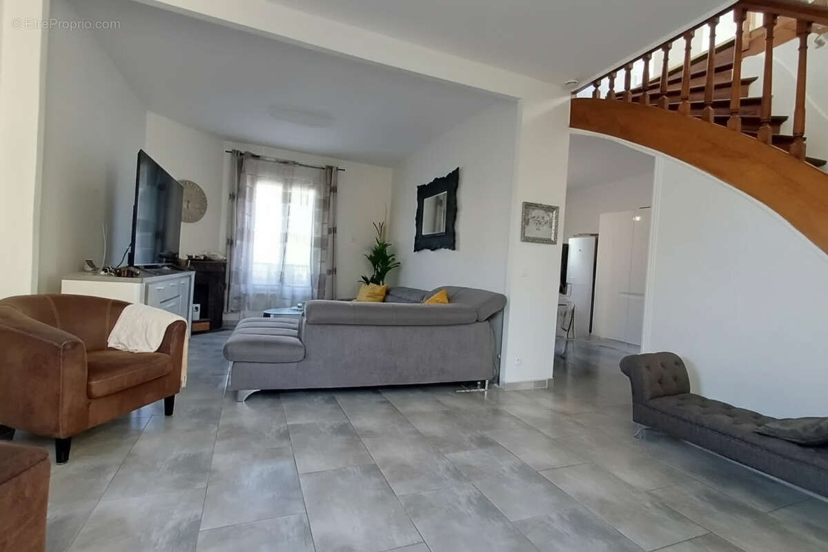 Maison à MONTMORENCY