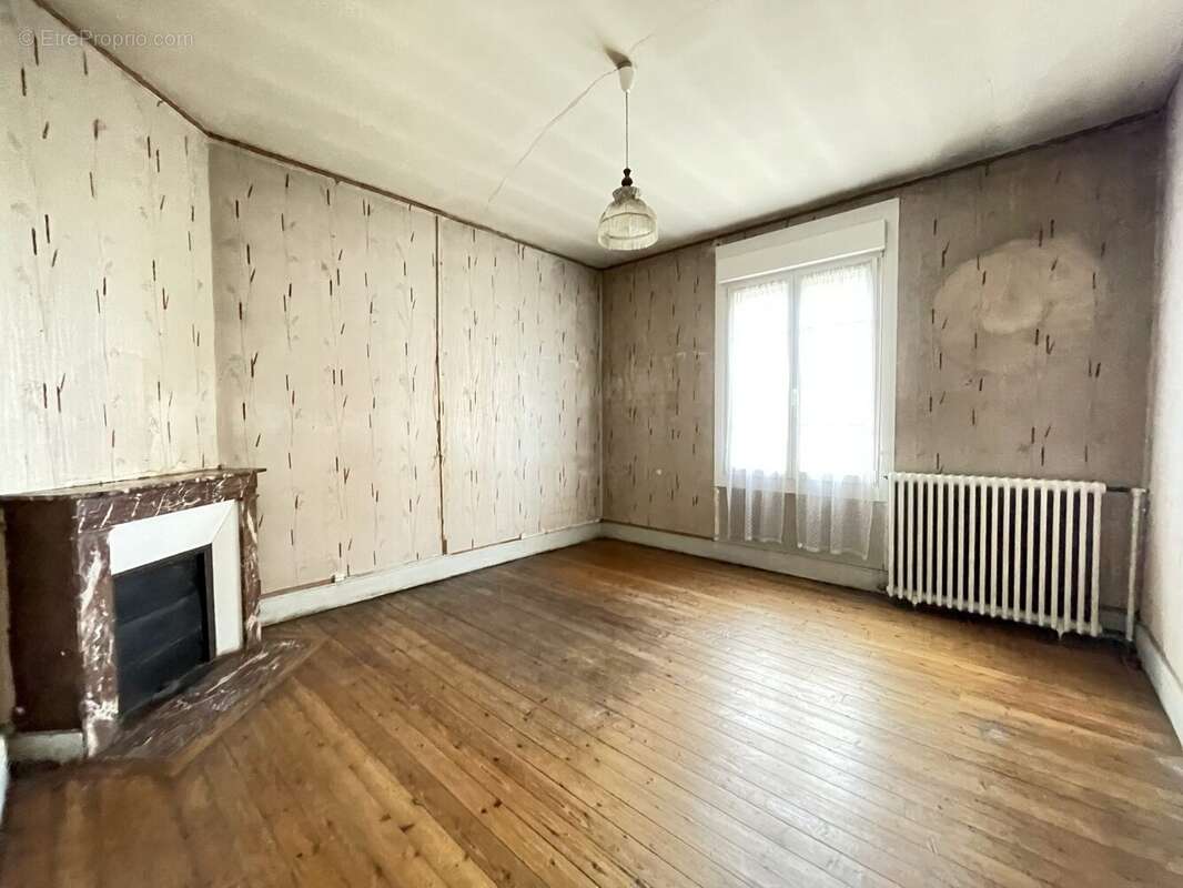 Maison à COMPIEGNE