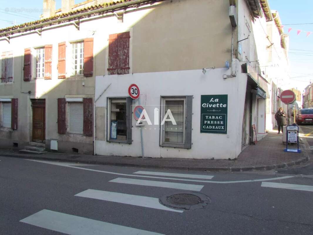 Appartement à RUFFEC