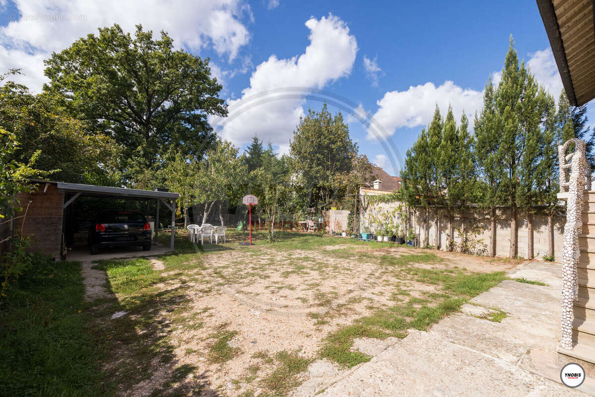 Maison à LES MUREAUX