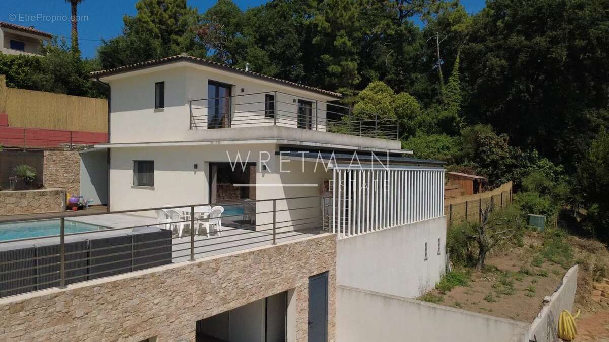 Maison à MONTAUROUX