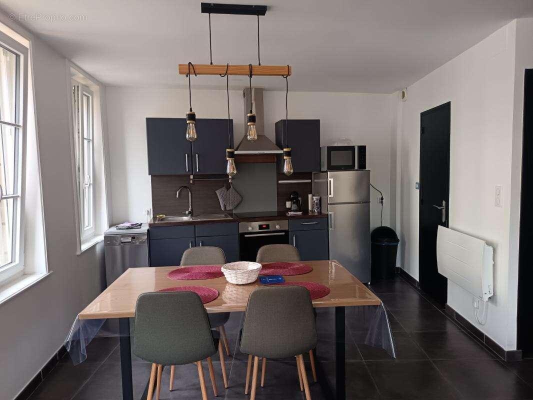 Appartement 3 pièces / 54 m² / 136 000 EUR / BETHUNE - photo 2