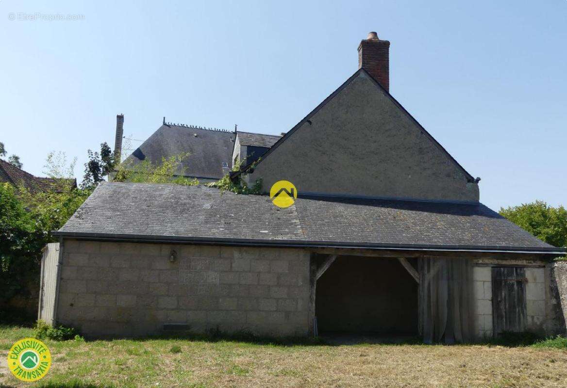 Maison à CHANNAY-SUR-LATHAN
