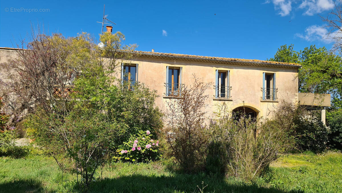 facade - Maison à GABIAN