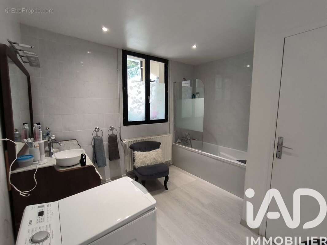 Photo 7 - Maison à PICQUIGNY