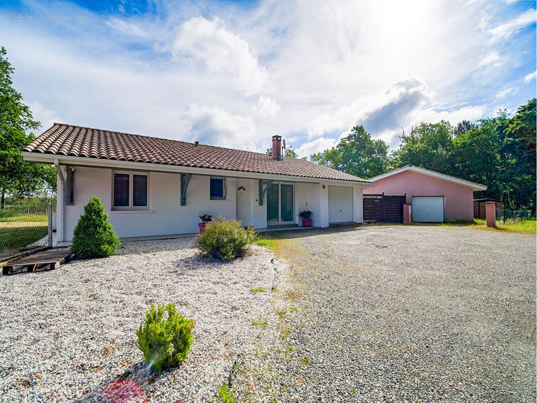 Maison à LUE