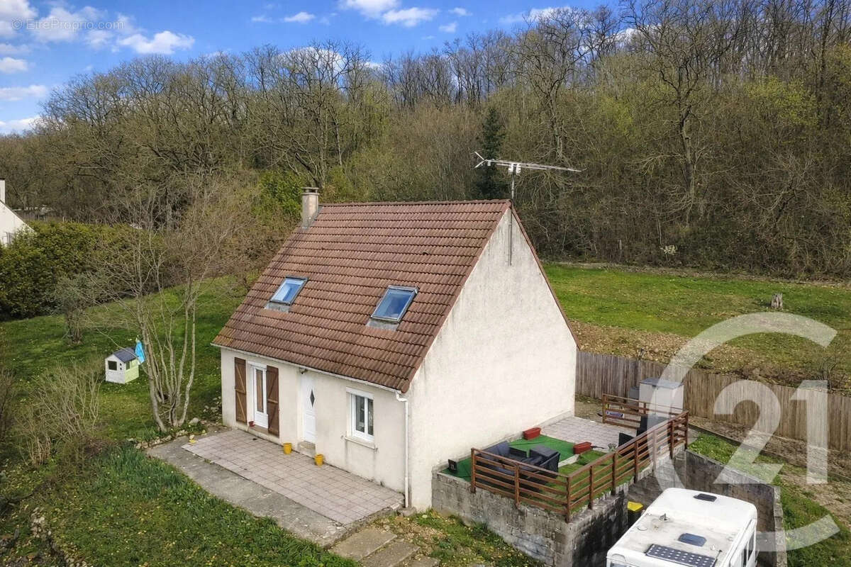 Maison à EZY-SUR-EURE