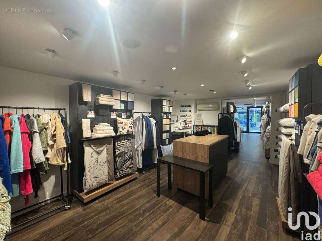 Photo 2 - Commerce à MENTON