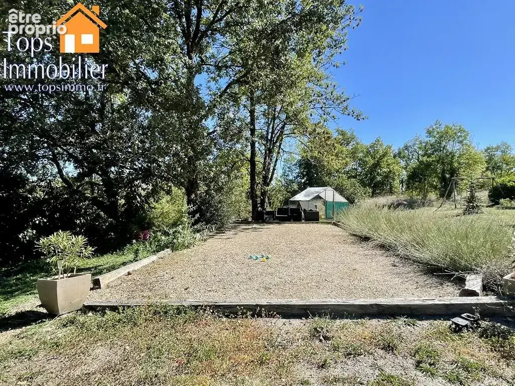 Maison plain-pied sans travaux, avec piscine, deux garages et terrain au calme - photo 17