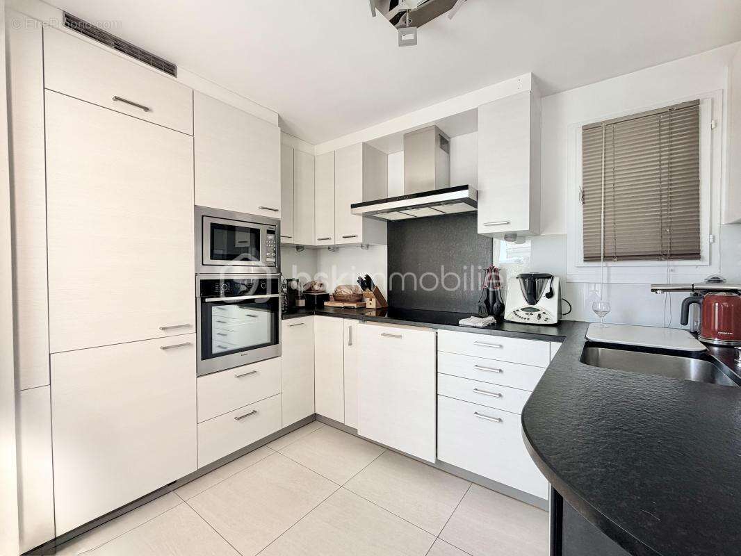 Appartement à VEYRIER-DU-LAC