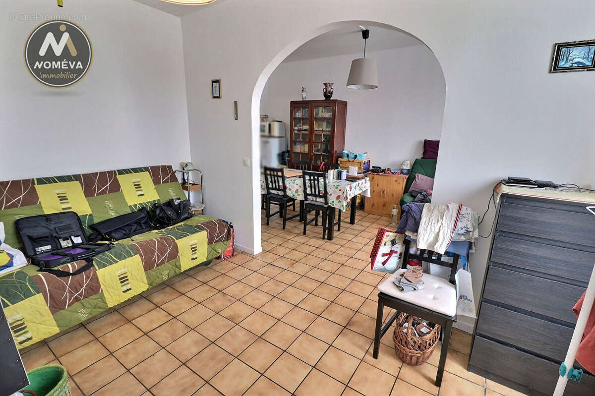 Appartement à DUNIERES