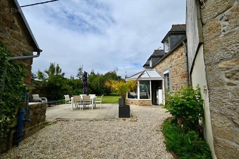 Maison à CAVAN