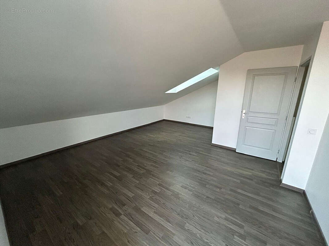 Appartement à LONS
