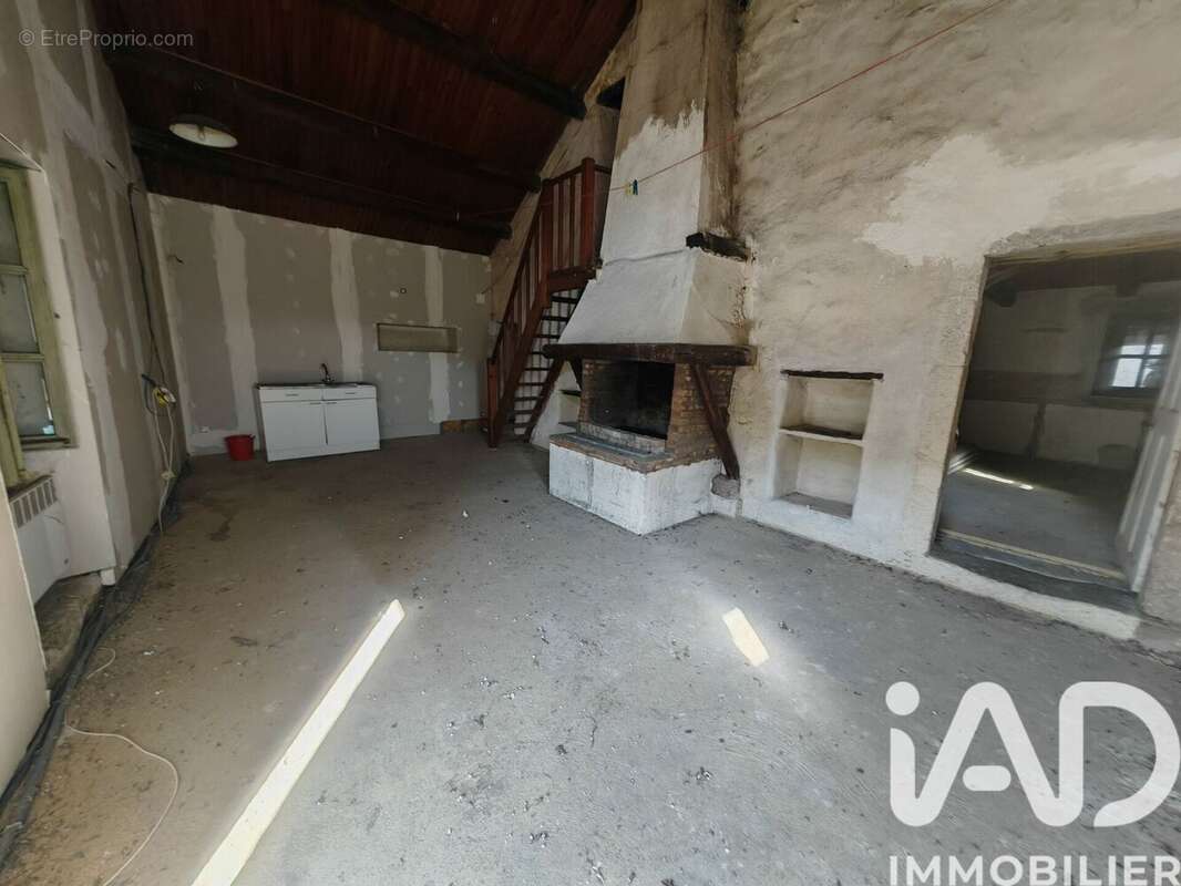 Maison 126 m² à Rosis  - photo 2