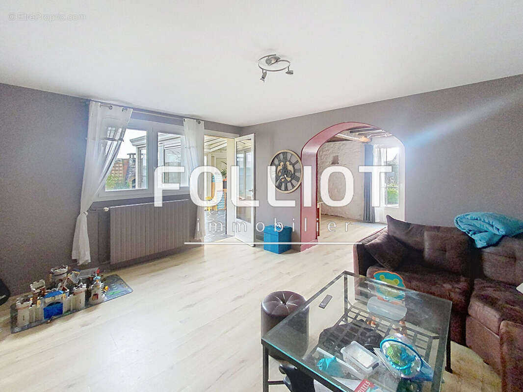 Maison à BRICQUEVILLE-LA-BLOUETTE
