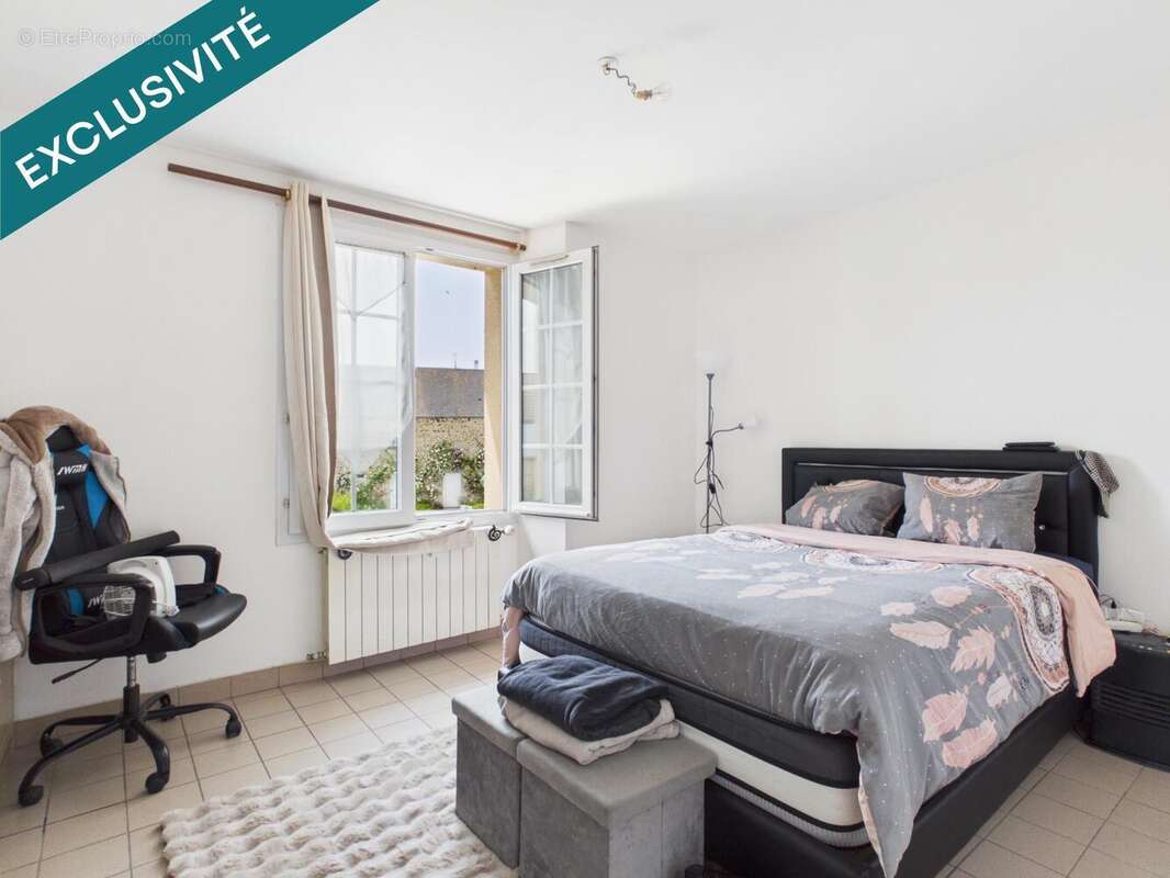 Appartement 305 m² à La Vendelee  - photo 6
