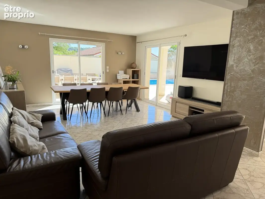 SAINT-GENEST LERPT Maison de 2004 avec piscine 450.000€ - photo 11