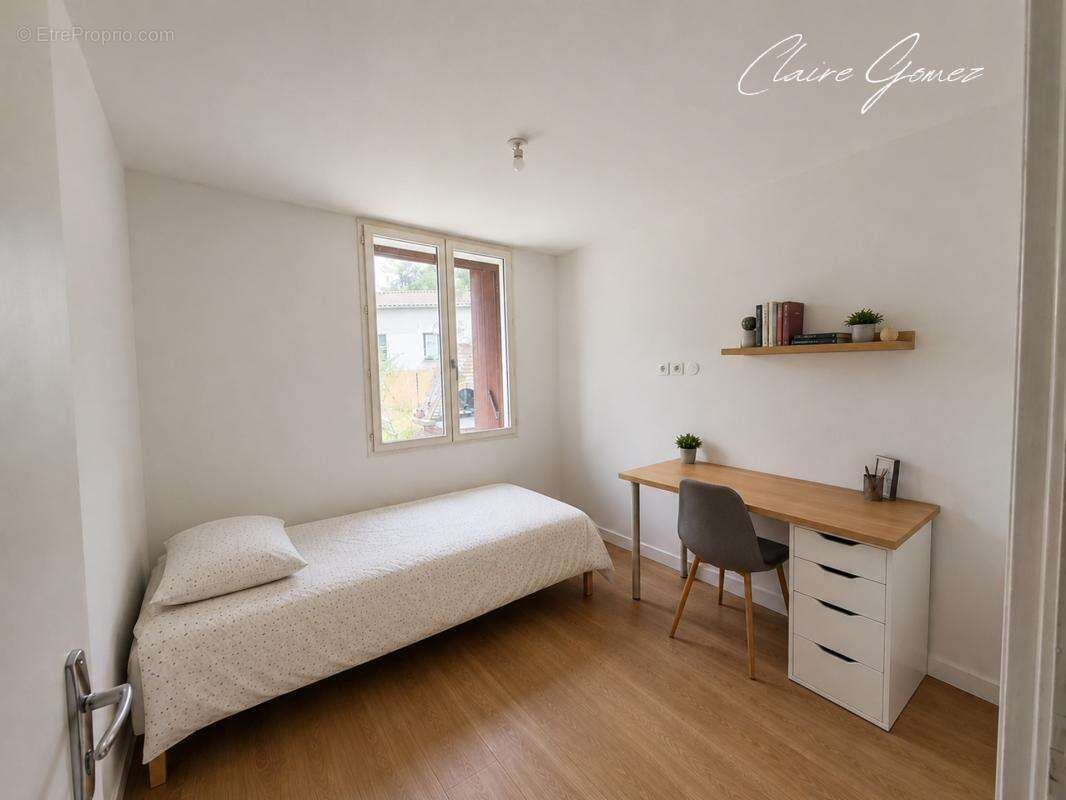 Cadours (31) – Charmante maison 5 pièces de 100 m² sur un terrain de 800 m² - photo 2