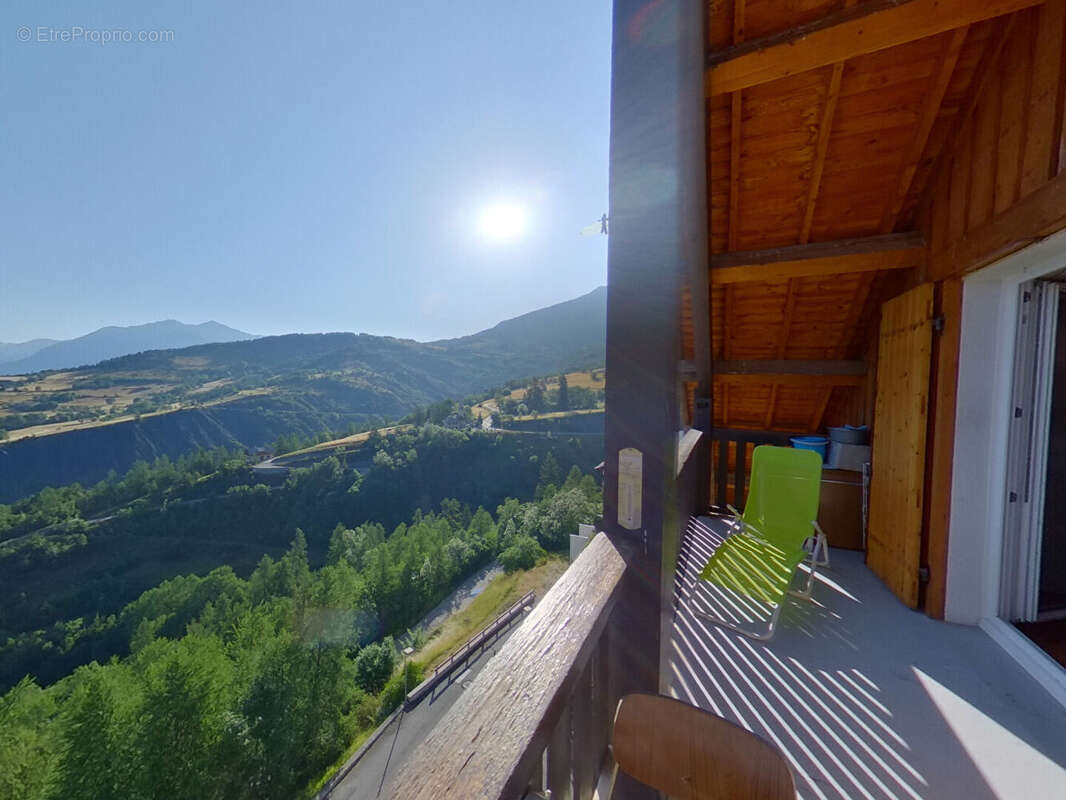 Appartement à LES THUILES