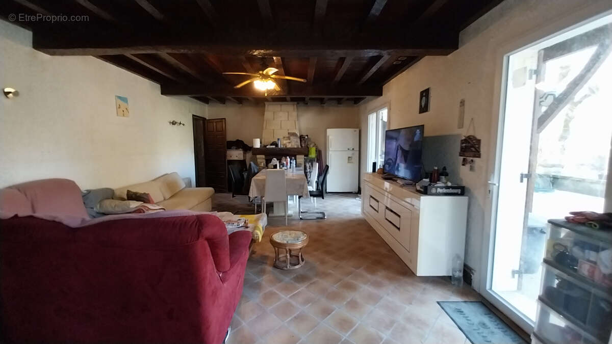 Maison à CHATEAU-L'EVEQUE