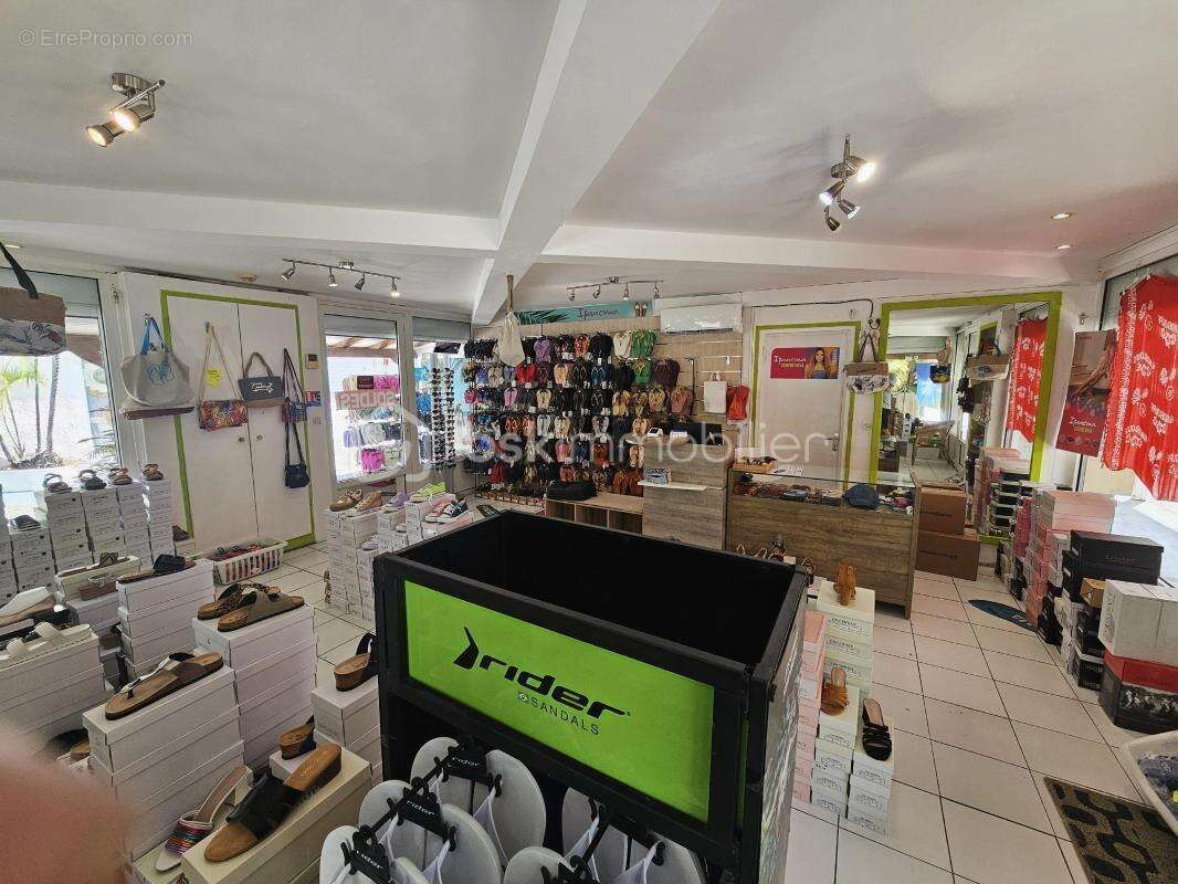 Commerce à SAINT-FRANCOIS