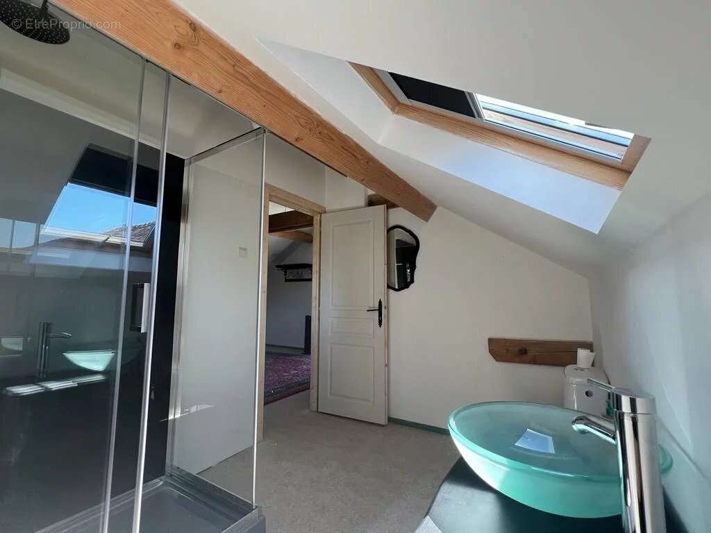 Maison à SAINT-LEGER-MAGNAZEIX