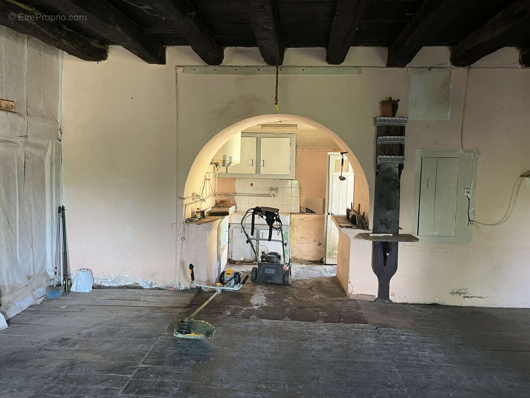 Maison à ALLY