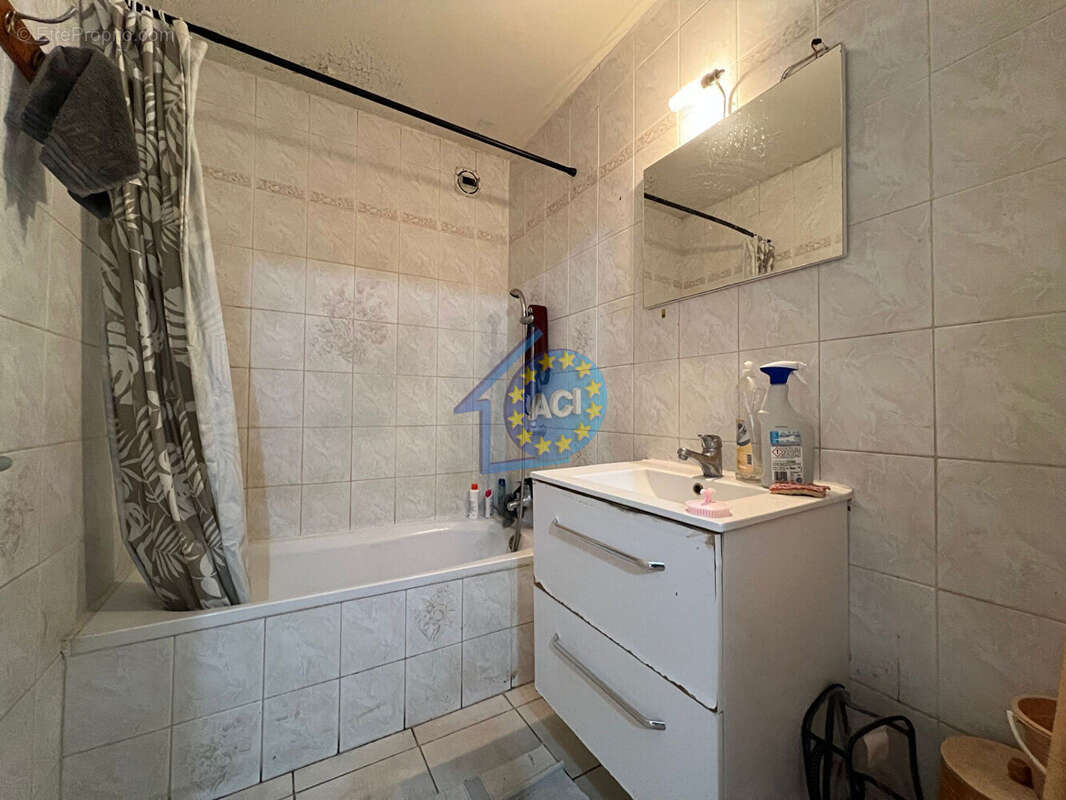 Appartement à MANTES-LA-JOLIE