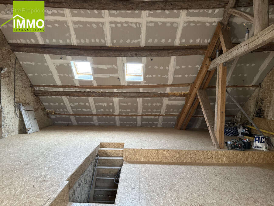 Appartement à LONS-LE-SAUNIER