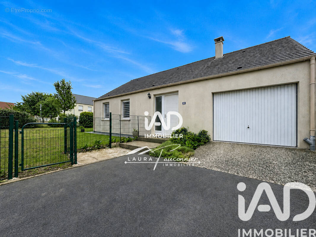 Photo 1 - Maison à PEROY-LES-GOMBRIES