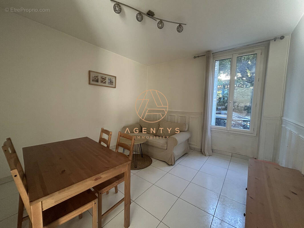 Appartement à NOGENT-SUR-MARNE