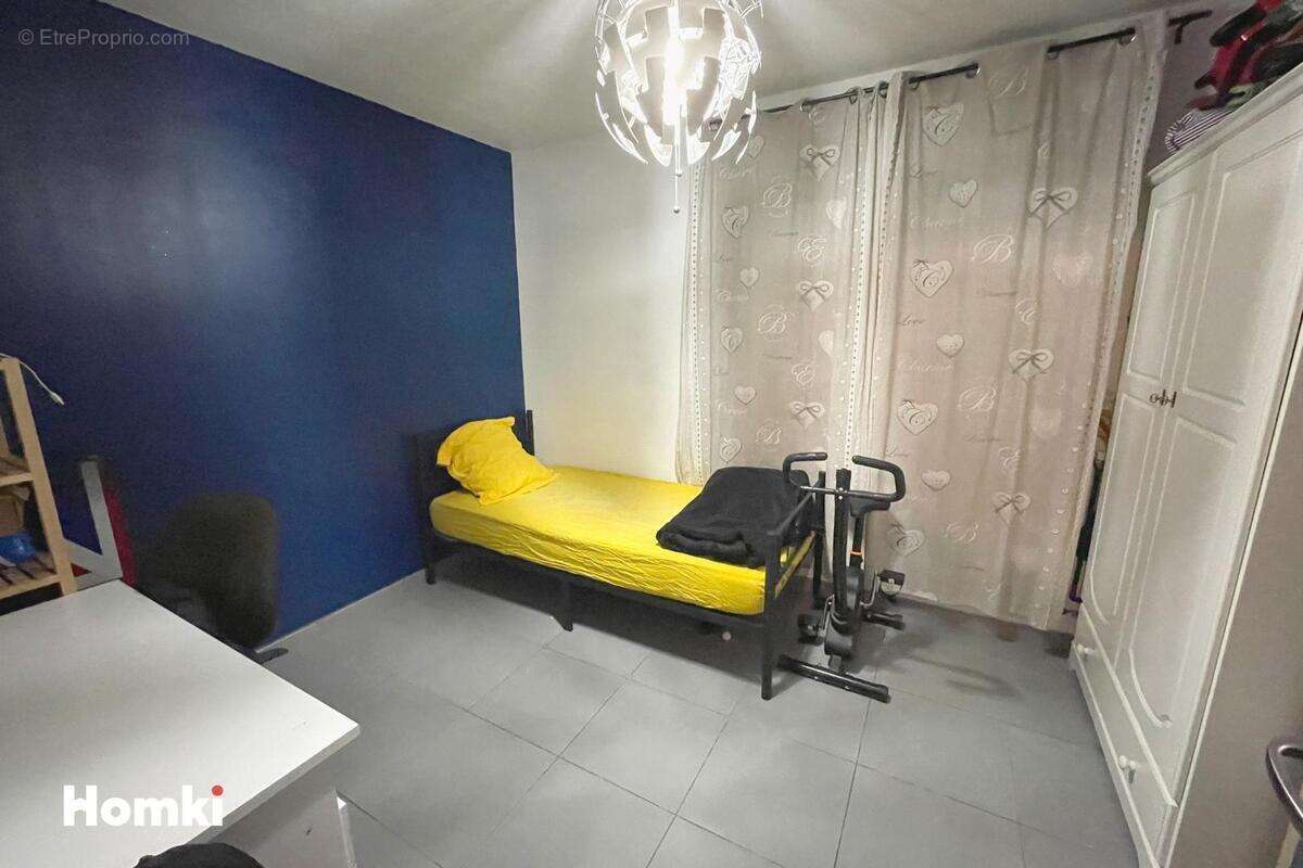 Appartement à MEYZIEU