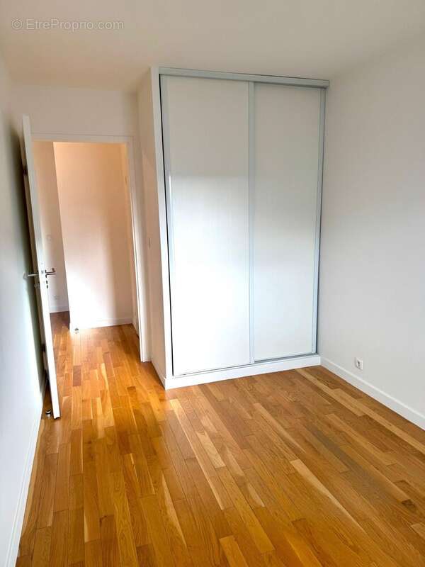 Appartement à NANTERRE