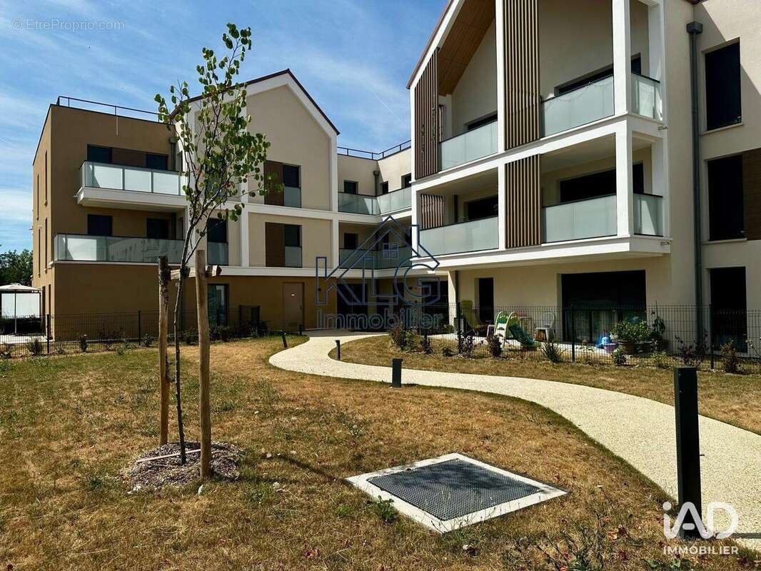 Appartement 56 m² à Le Coudray  - photo 3