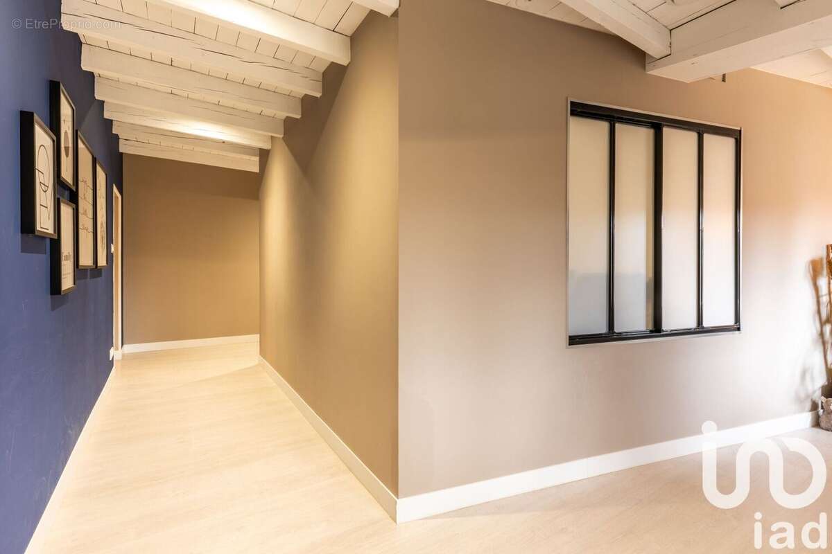 Photo 5 - Maison à SAINT-MARTIN-LA-SAUVETE