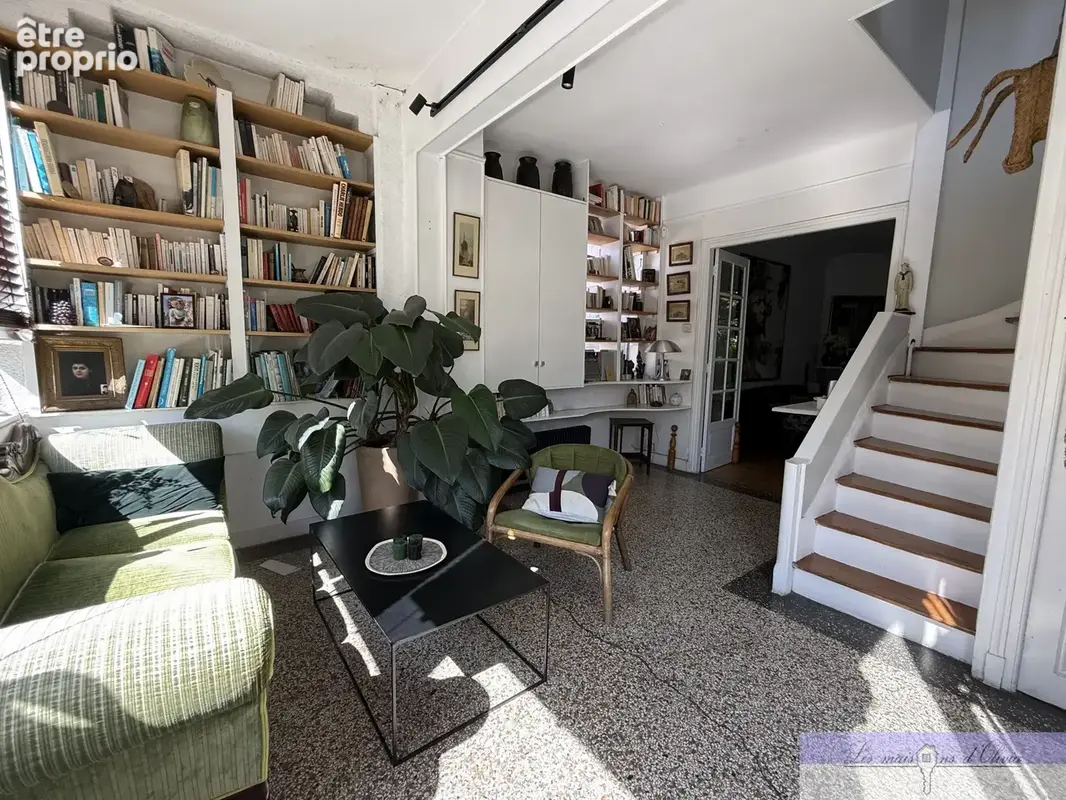 Maison de charme 180 m2 , Terrain arboré de 1 100 m2 ,Studio indépendant - photo 4